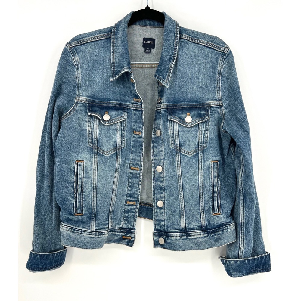 J. Crew Denim Jacket Medium Blue Wash Medium Stretch Trucker Coat Fall EUC